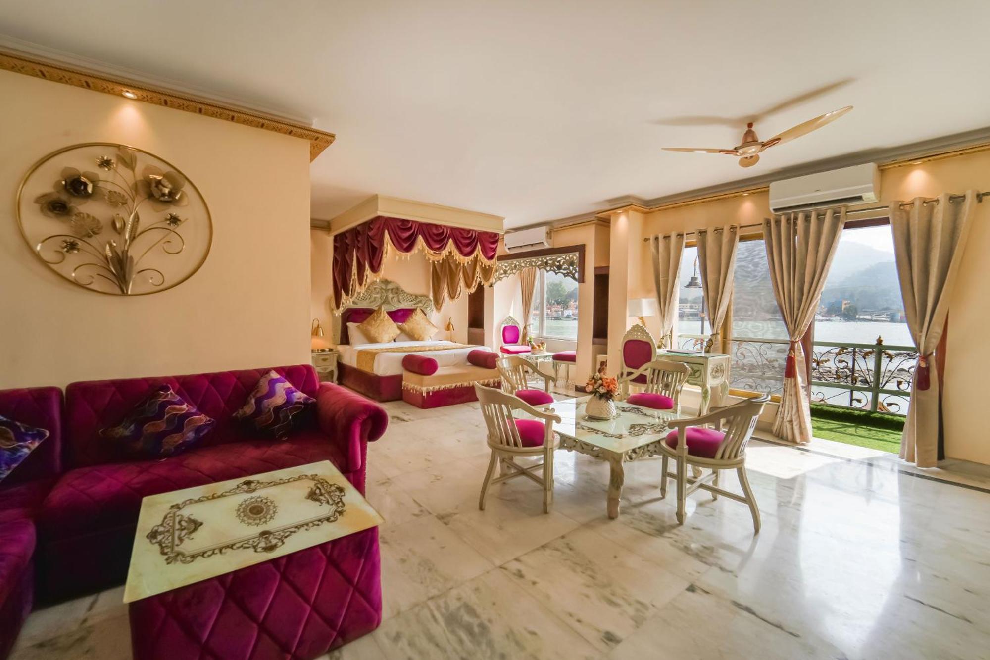 The Neeraj Ganga Heritage Palace Rishīkesh Zewnętrze zdjęcie