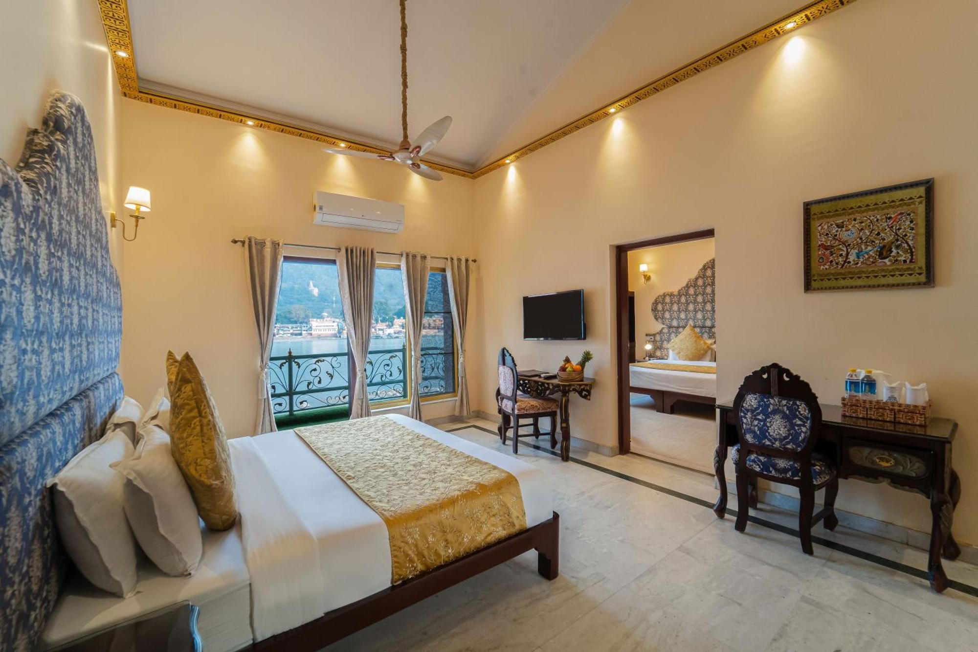 The Neeraj Ganga Heritage Palace Rishīkesh Zewnętrze zdjęcie