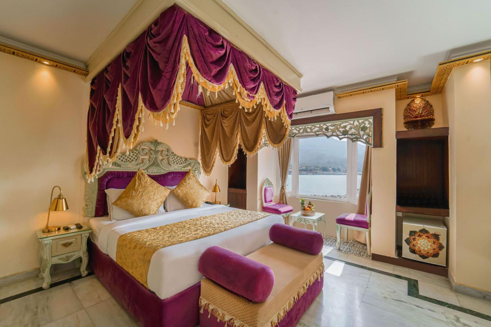 The Neeraj Ganga Heritage Palace Rishīkesh Zewnętrze zdjęcie