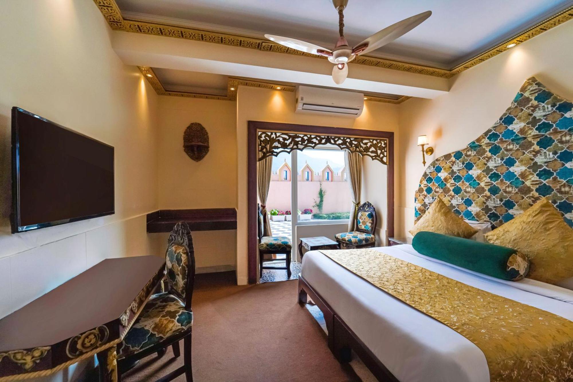 The Neeraj Ganga Heritage Palace Rishīkesh Zewnętrze zdjęcie