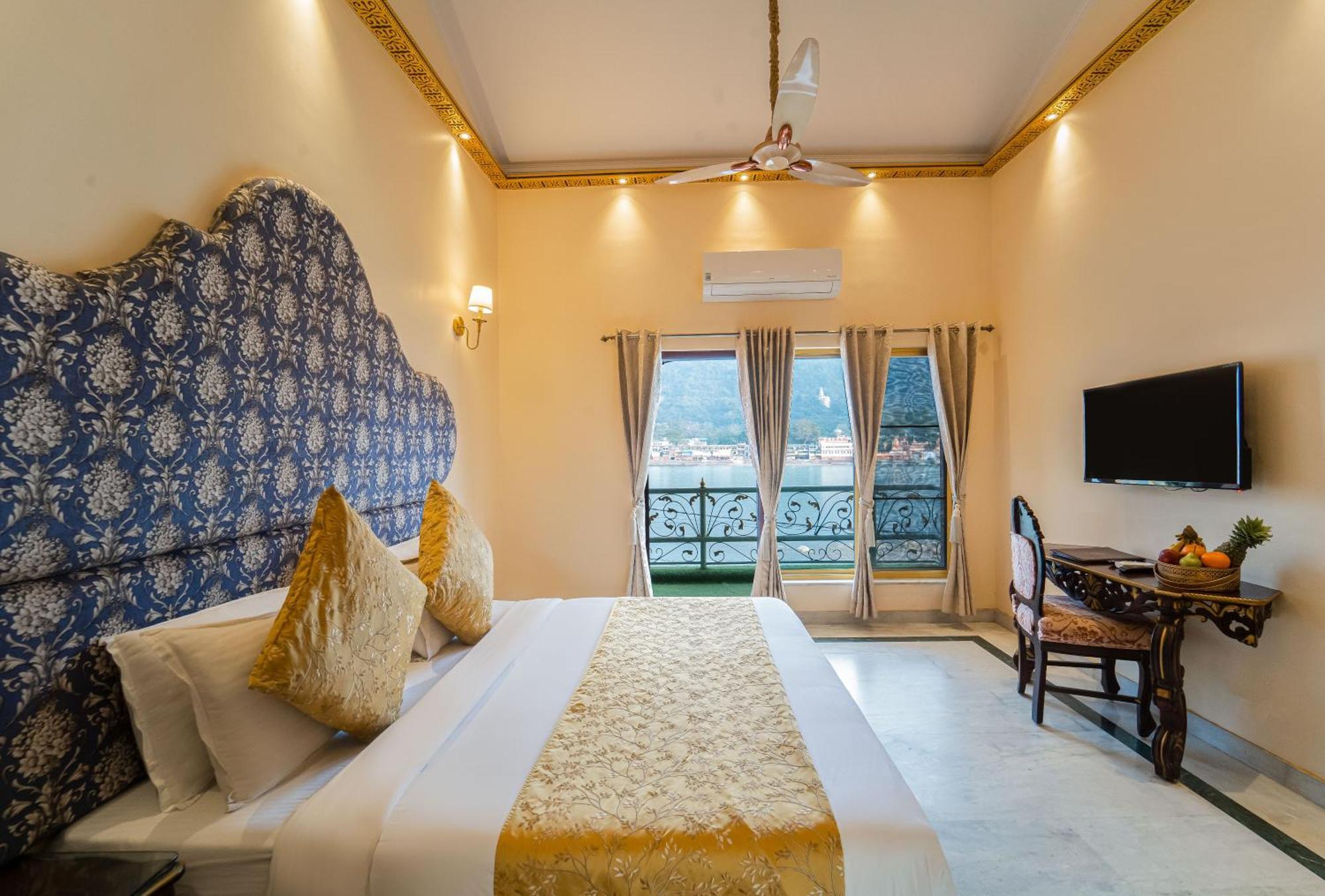 The Neeraj Ganga Heritage Palace Rishīkesh Zewnętrze zdjęcie