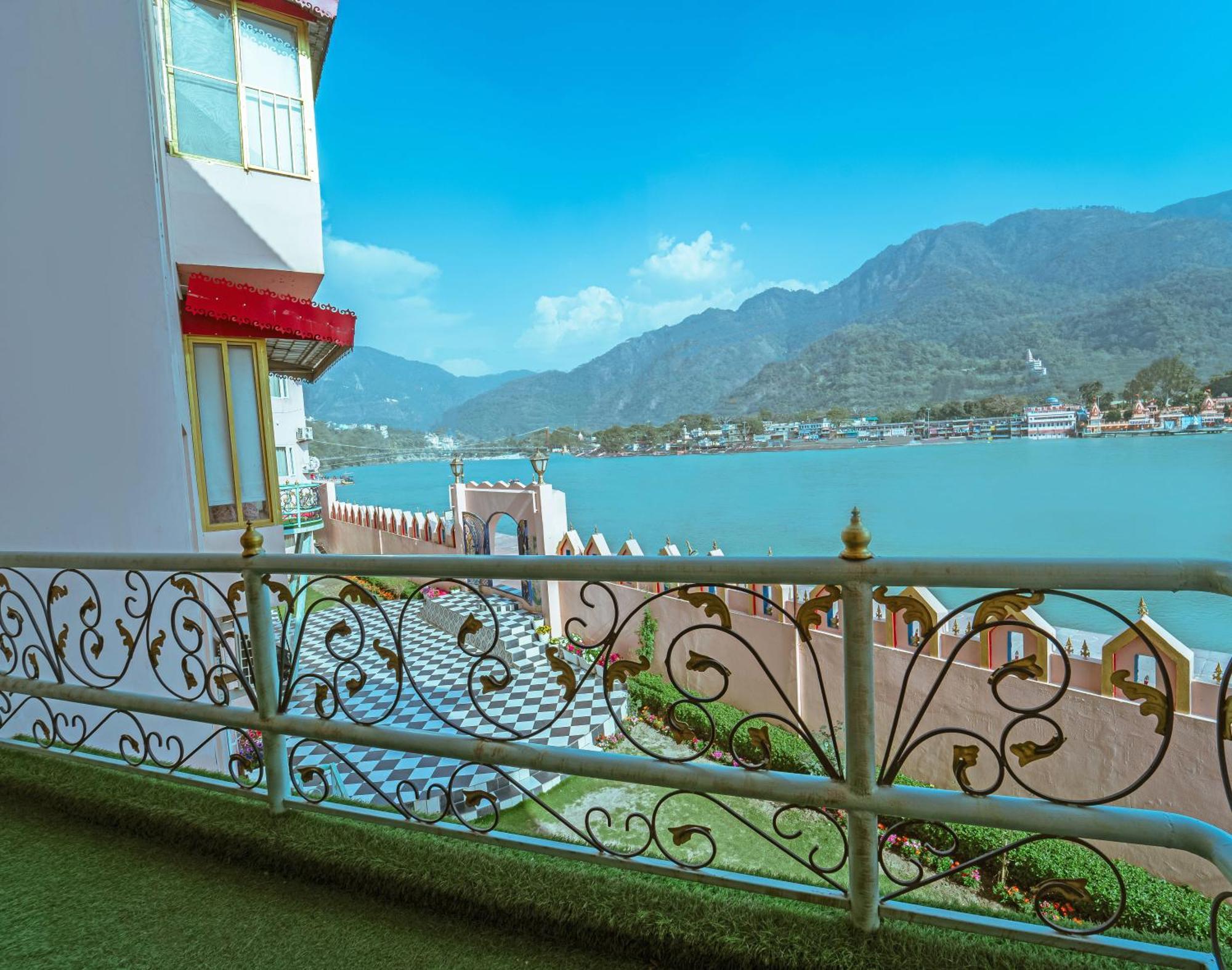 The Neeraj Ganga Heritage Palace Rishīkesh Zewnętrze zdjęcie