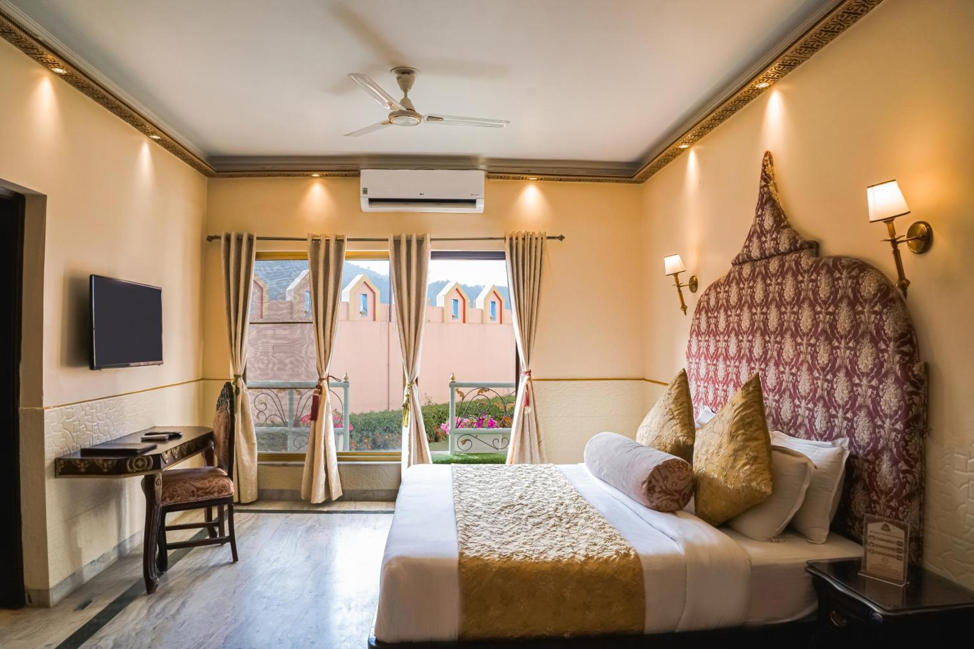 The Neeraj Ganga Heritage Palace Rishīkesh Zewnętrze zdjęcie