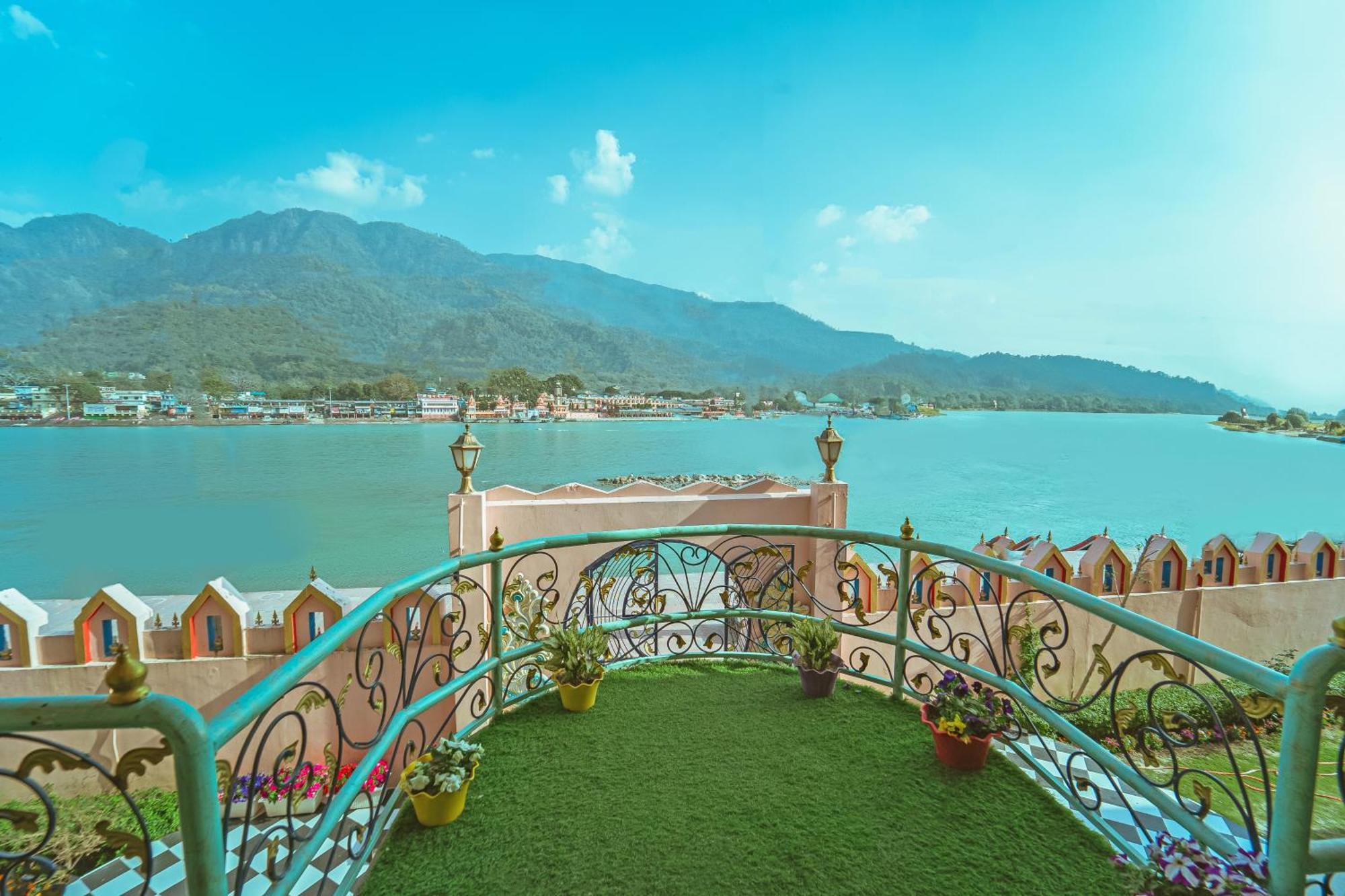 The Neeraj Ganga Heritage Palace Rishīkesh Zewnętrze zdjęcie