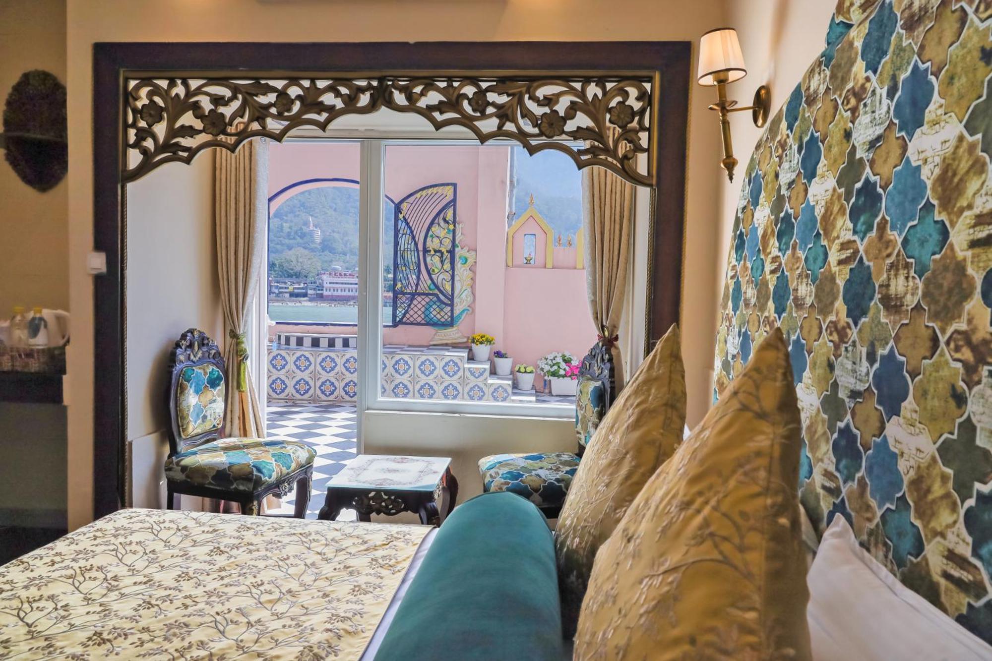 The Neeraj Ganga Heritage Palace Rishīkesh Zewnętrze zdjęcie